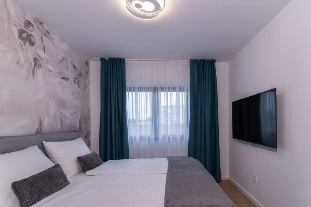 Capsula Luxury Apartment Умаг Екстериор снимка